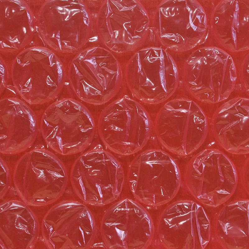 Red Bubble Wrap Roll